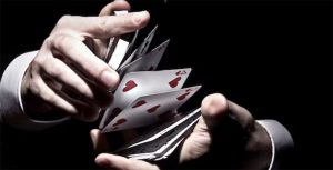 Read more about the article Tại sao người chơi nên tham gia Poker Online ngay hôm nay